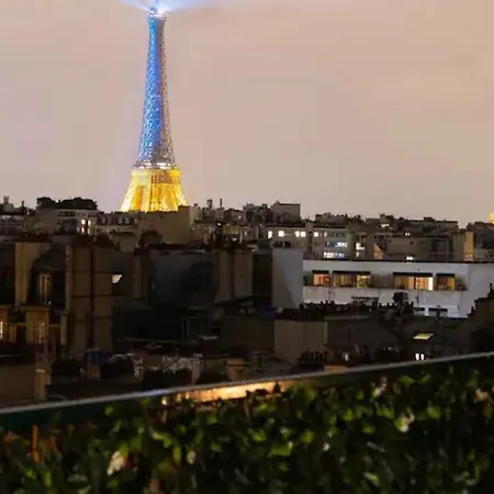 In Special Location Tower Eiffel Aparthotel 4*