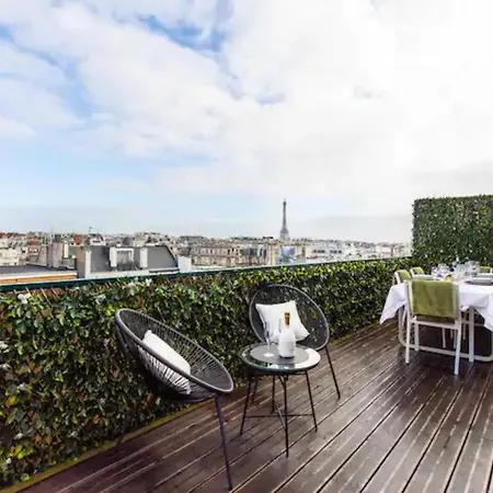 Aparthotel In Special Location Tower Eiffel Paris